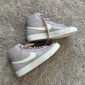 Nike Blazer Mid 77